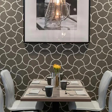 ホテル レオナルド シティ イースト