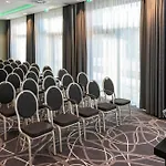 Leonardo East Hotel 4*