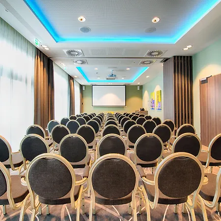 Leonardo East München