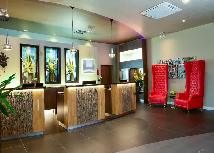 Leonardo East Hotel 4*