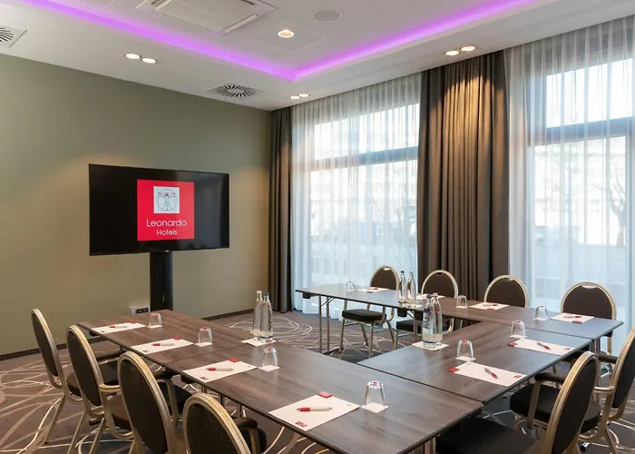 Leonardo East München