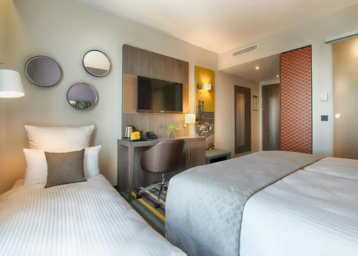 Hotel Leonardo East