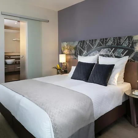 Leonardo East Мюнхен